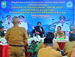 Bupati Siak Afni Akan Bangun Jalan di Semua Kecamatan