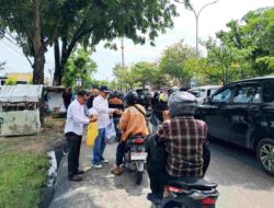 Jumat Berkah, PWI Riau bagikan 600 Nasi Bungkus untuk Pengendara