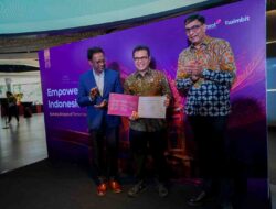 Perkuat Pertumbuhan Ekonomi Digital, Indosat bersama Twimbit Luncurkan Empowering Indonesia Report