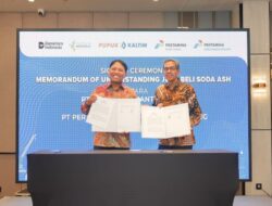 Pupuk Kaltim & Pertamina Petrochemical Trading Teken MoU Jual-Beli Soda Ash