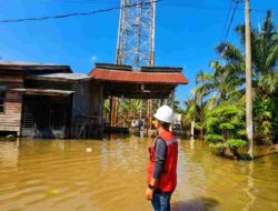 Indosat Bantu Pemulihan Warga Korban Banjir dan Longsor di Padang Pariaman
