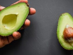 Manfaat Makan Alpukat bagi Kesehatan Jantung menurut Ahli Kardiologi
